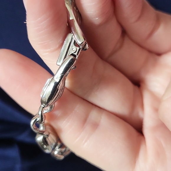 Vintage Swarovski Tennis Bracelet! - Picture 10 of 11